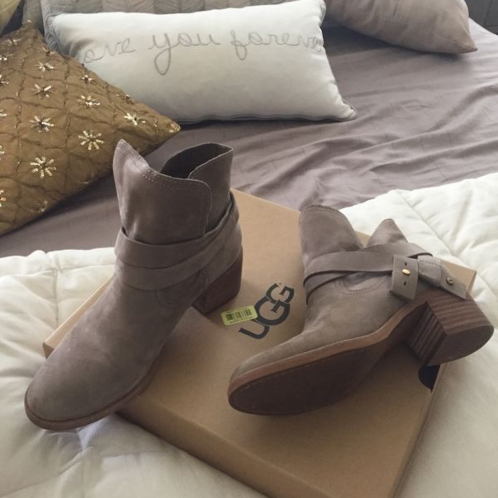Ugg botties